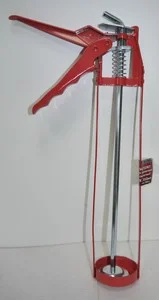 Пистолет для герметика 310мл полукорпусный 9" зубчатый шток